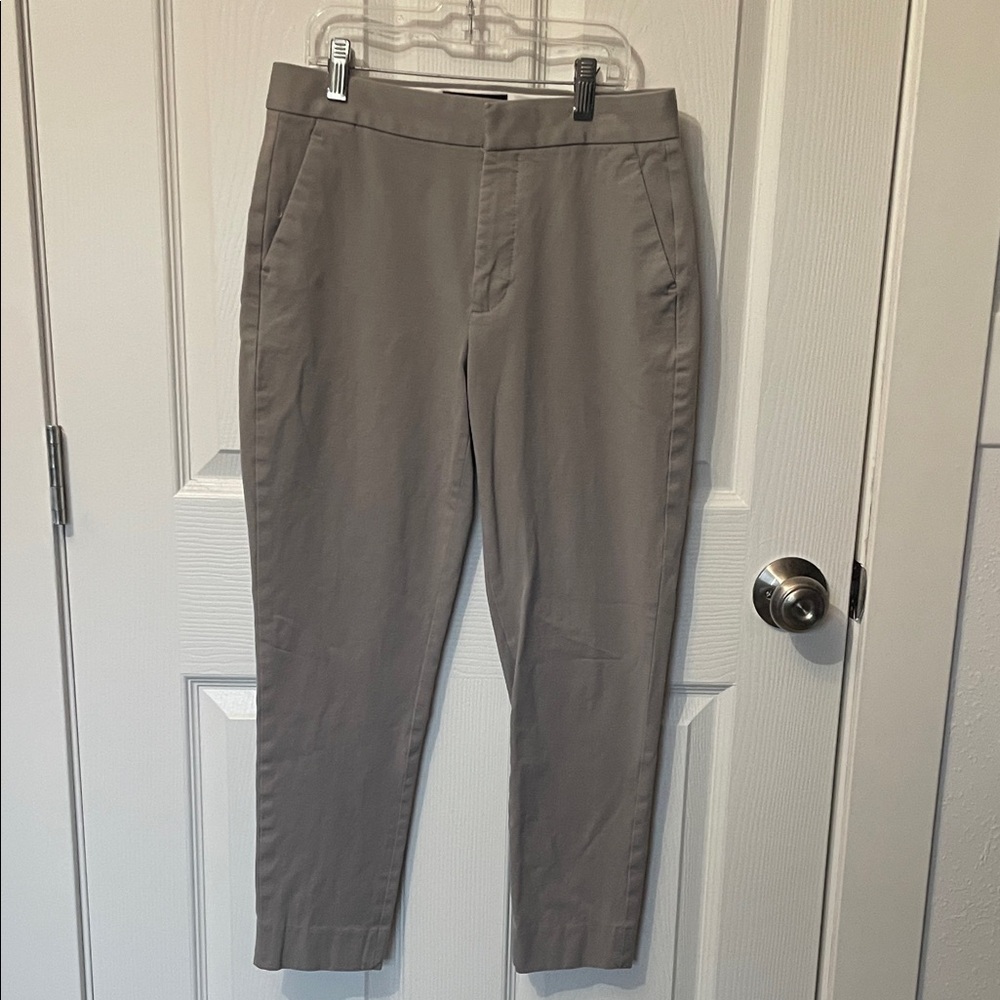 Banana Republic Women's Gray Cropped Pants